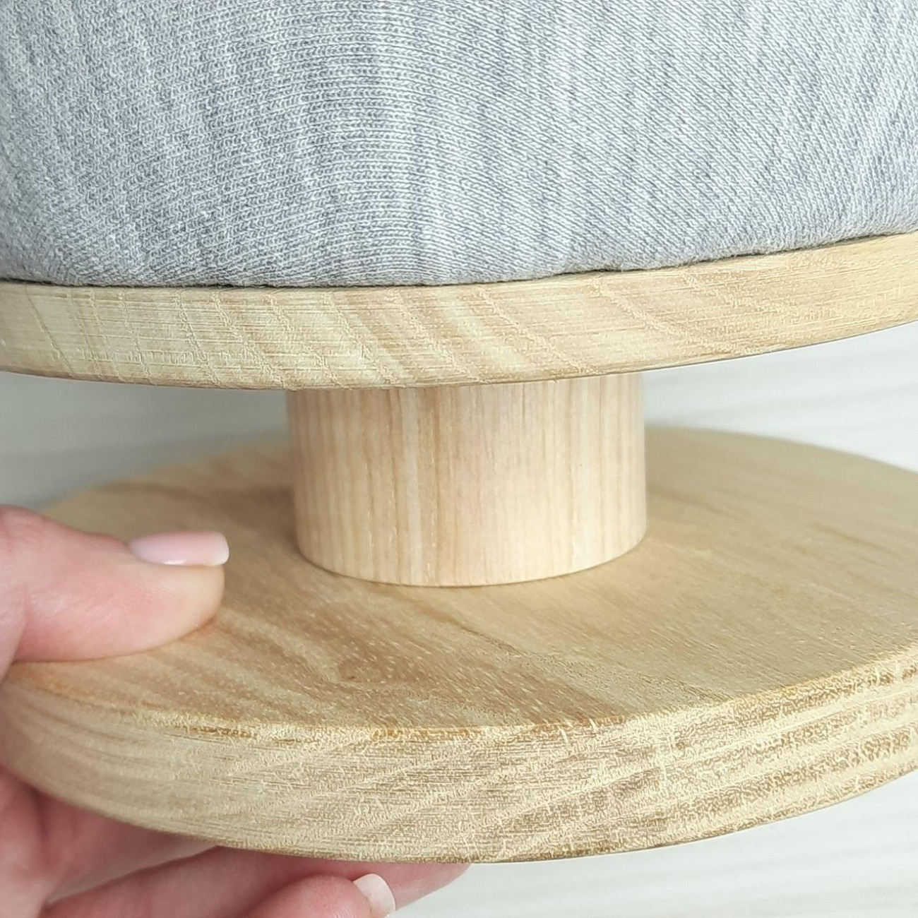 Кравецька колодка для ВТО Needle Craft Груди на підставці 14 см Сірі