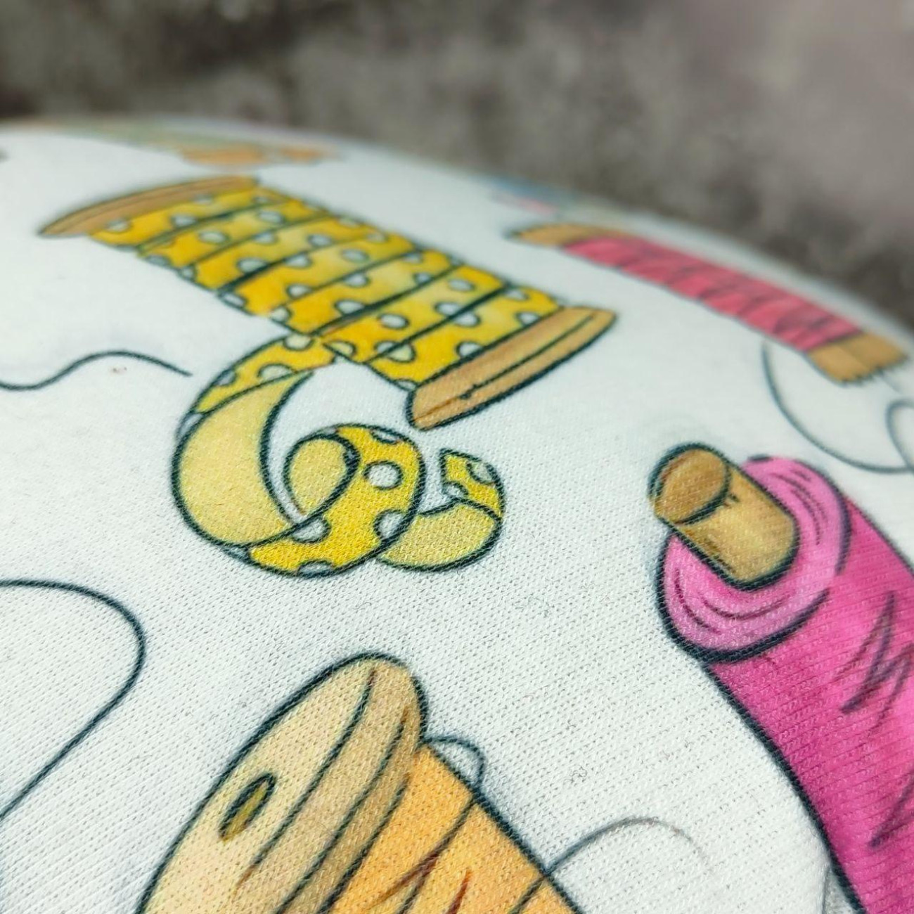 Кравецька подушечка для ВТО Needle Craft Кругла зі швейним малюнком