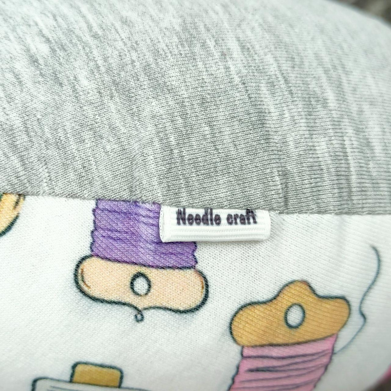 Кравецька подушечка для ВТО Needle Craft Кругла зі швейним малюнком