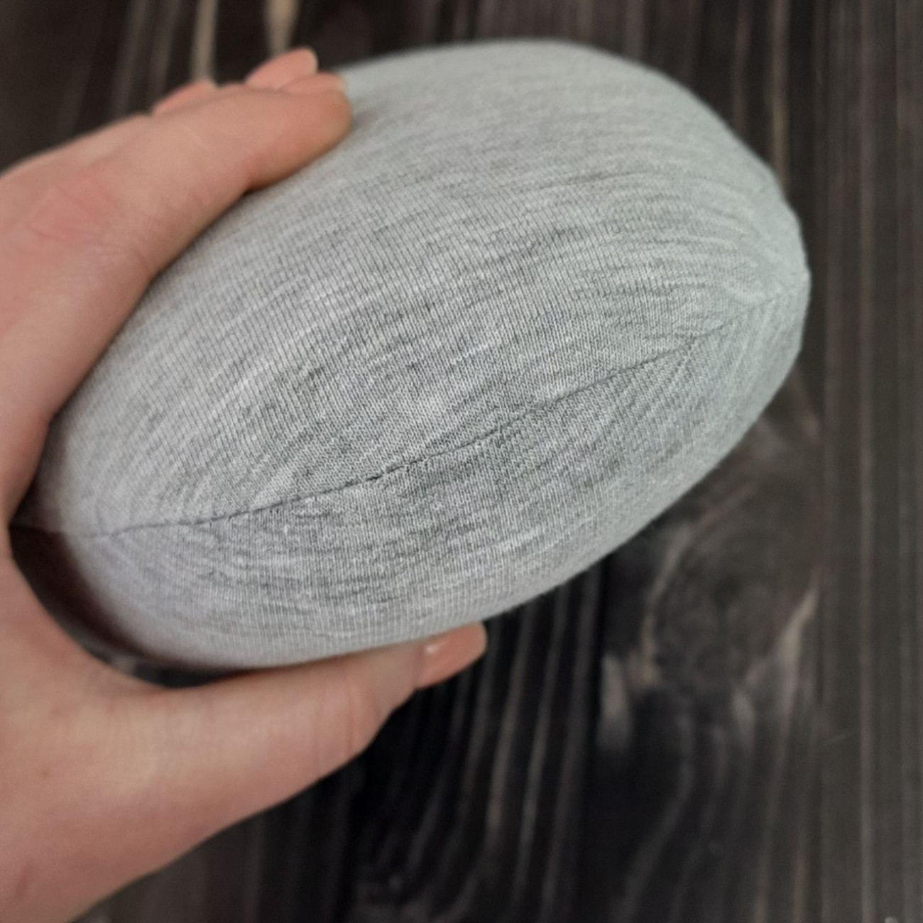 Кравецька подушечка для ВТО Needle Craft Овальна Сіра