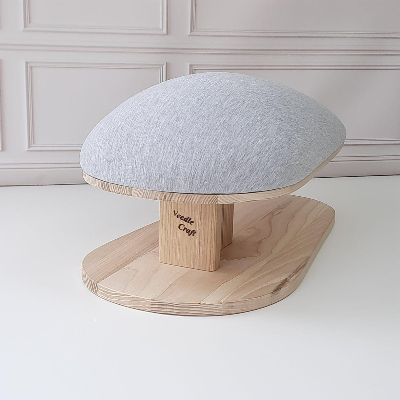 Кравецька колодка для ВТО Needle Craft Кабанчик випуклий Сірий