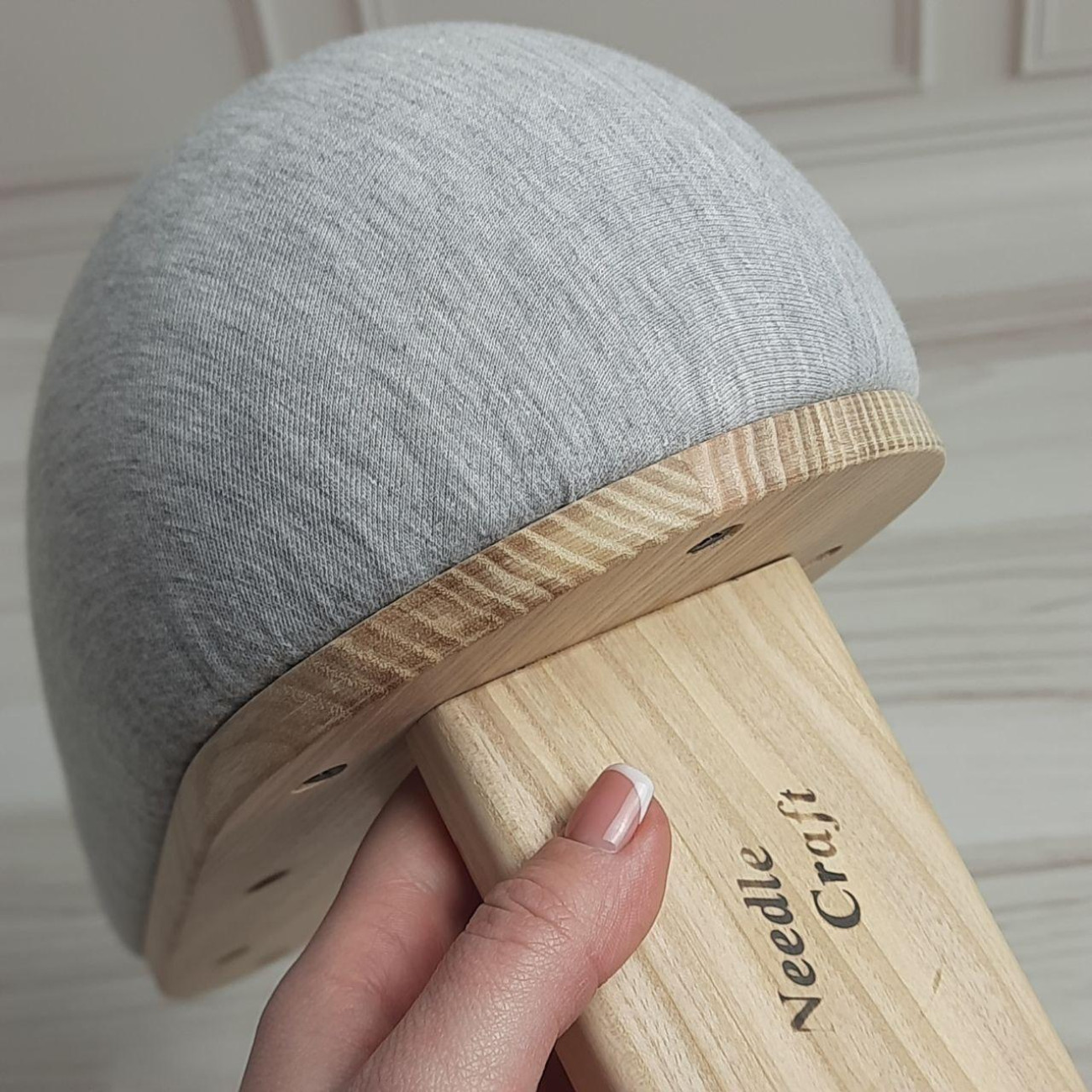 Кравецька колодка для ВТО Needle Craft Крапля на підставці Сіра