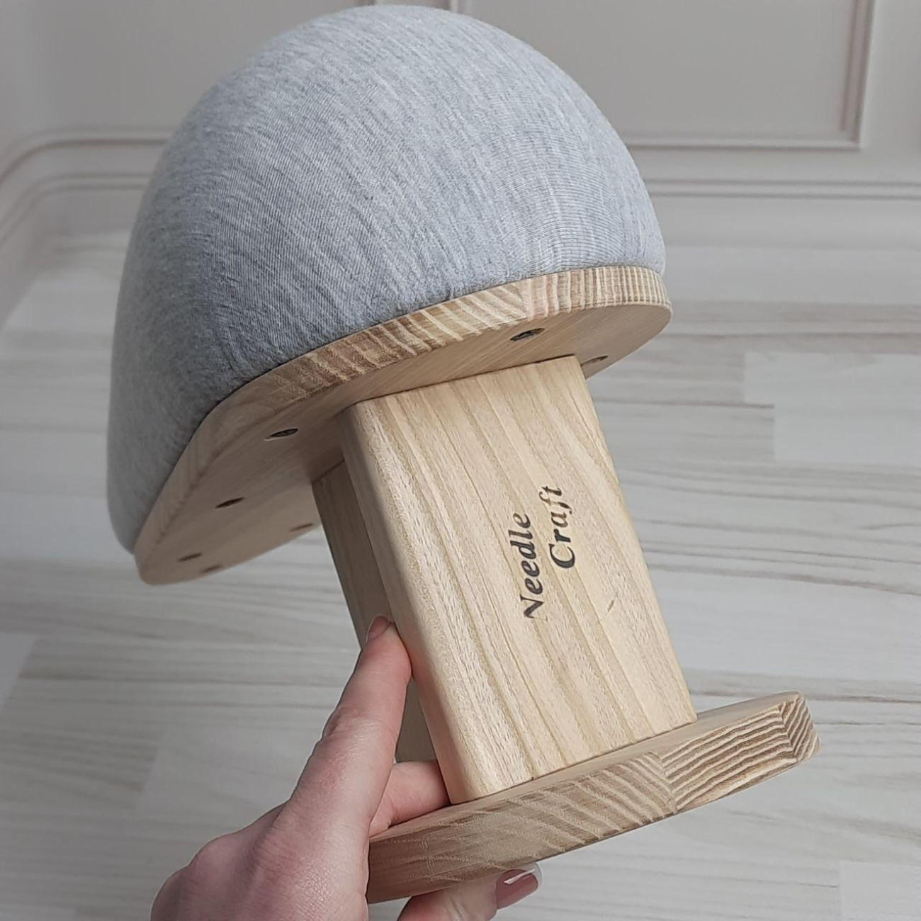 Кравецька колодка для ВТО Needle Craft Крапля на підставці Сіра