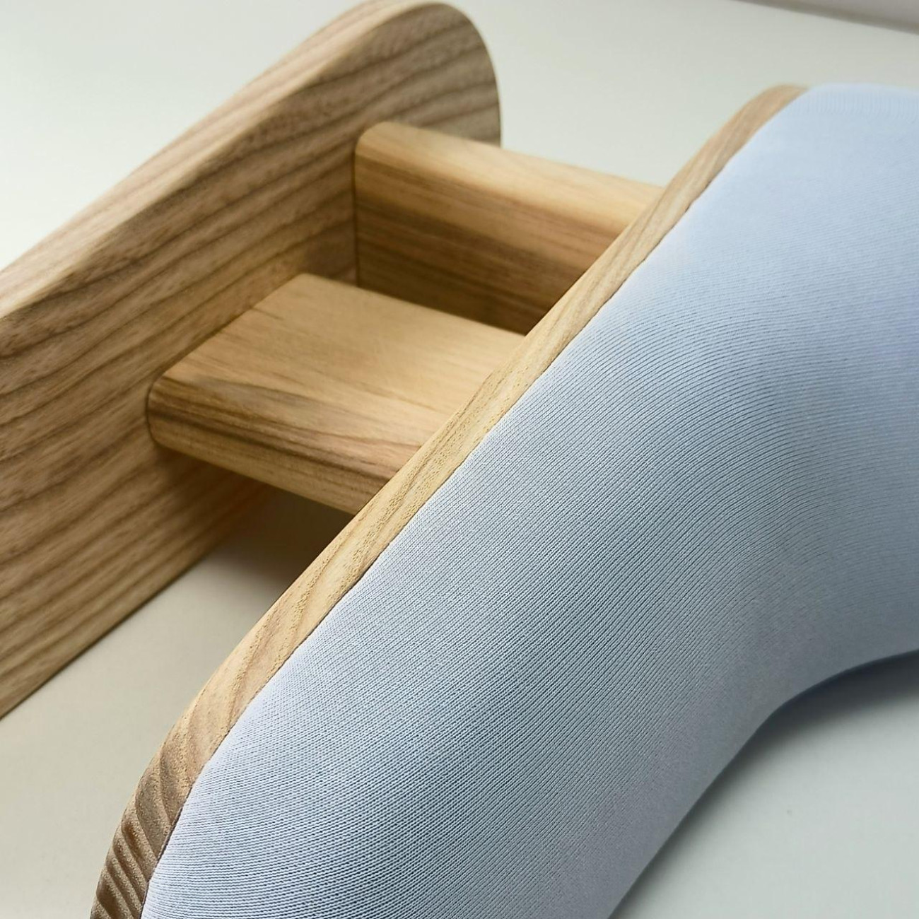 Кравецька колодка для ВТО Needle Craft Корсетна на підставці Блакитна