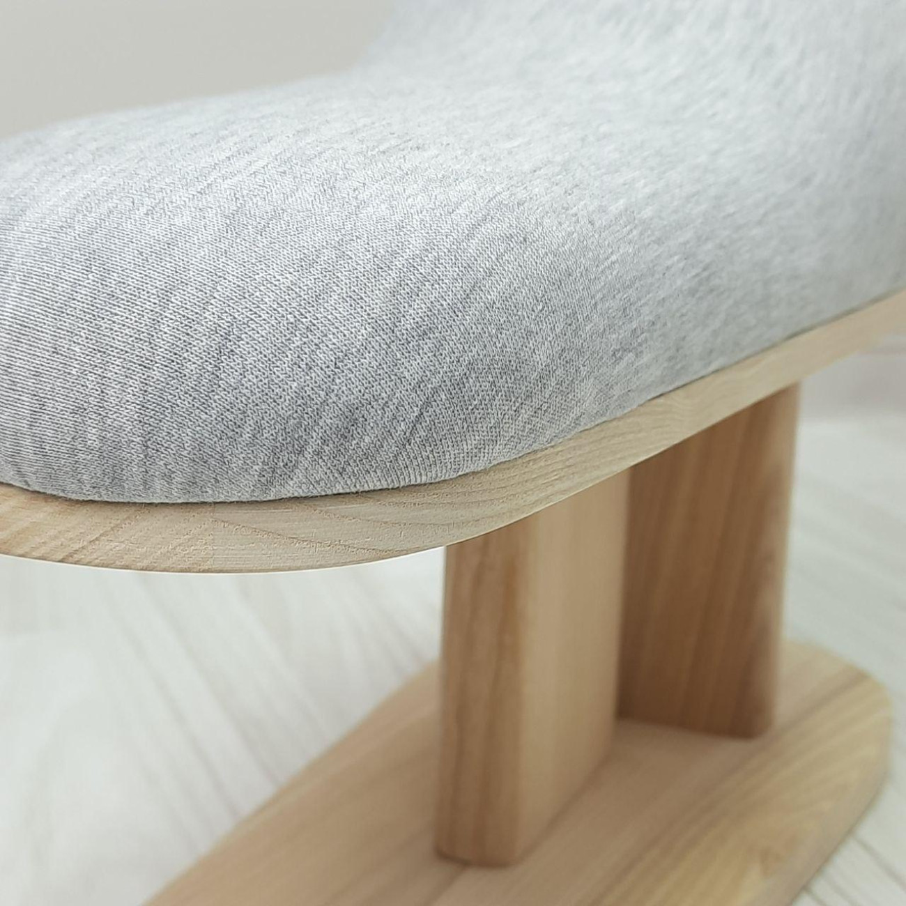 Кравецька колодка для ВТО Needle Craft Корсетна на підставці Сіра