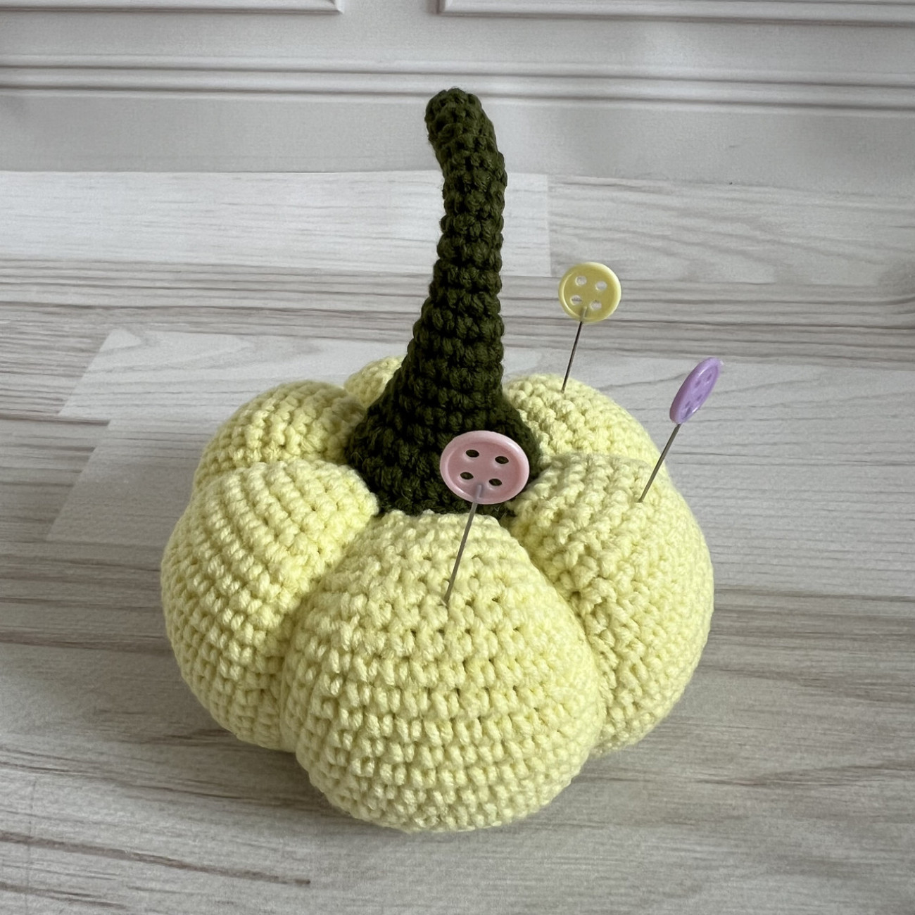 Гольниця-гарбуз Needle Craft (світло-жовта)