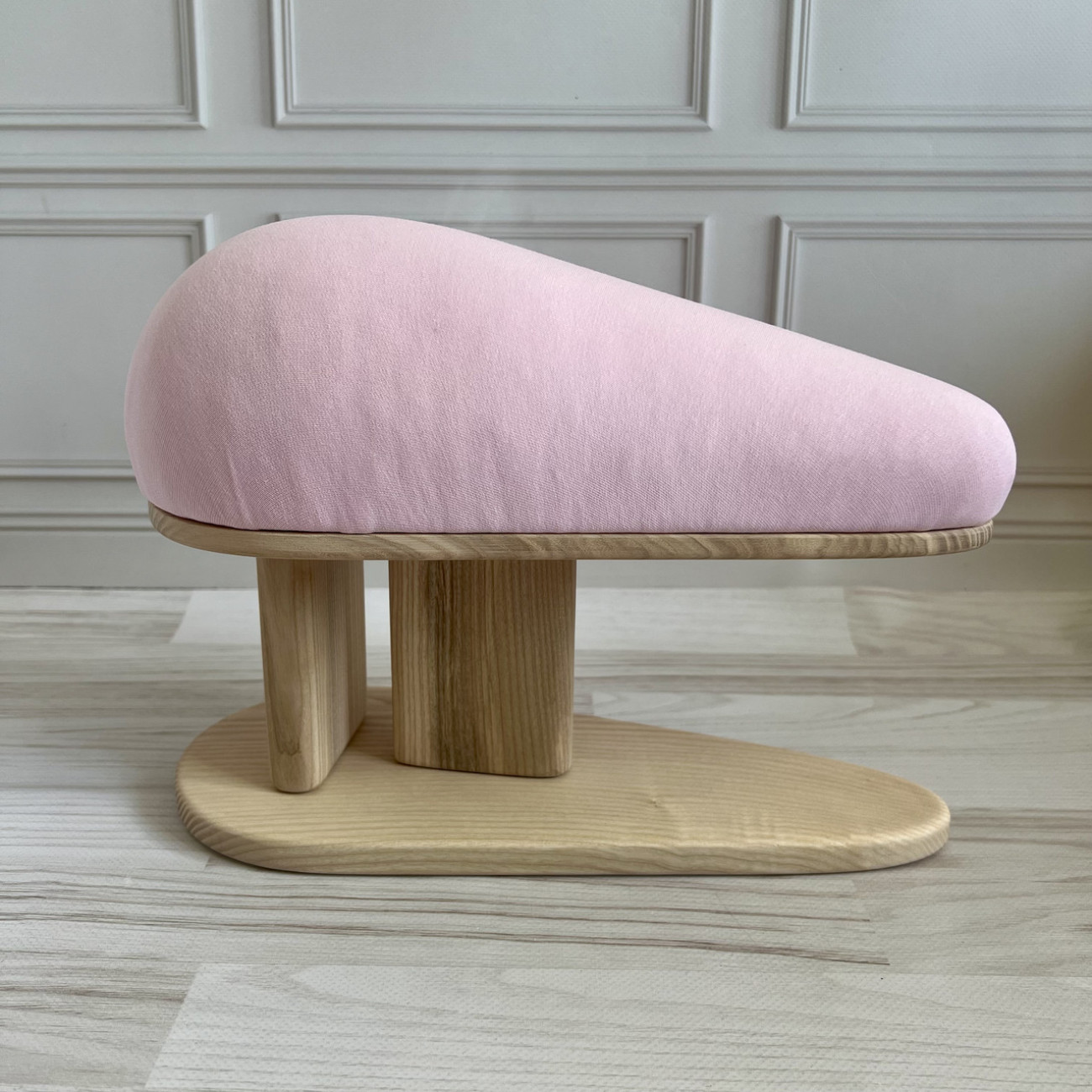 Кравецька колодка для ВТО Needle Craft Крапля на підставці Рожева