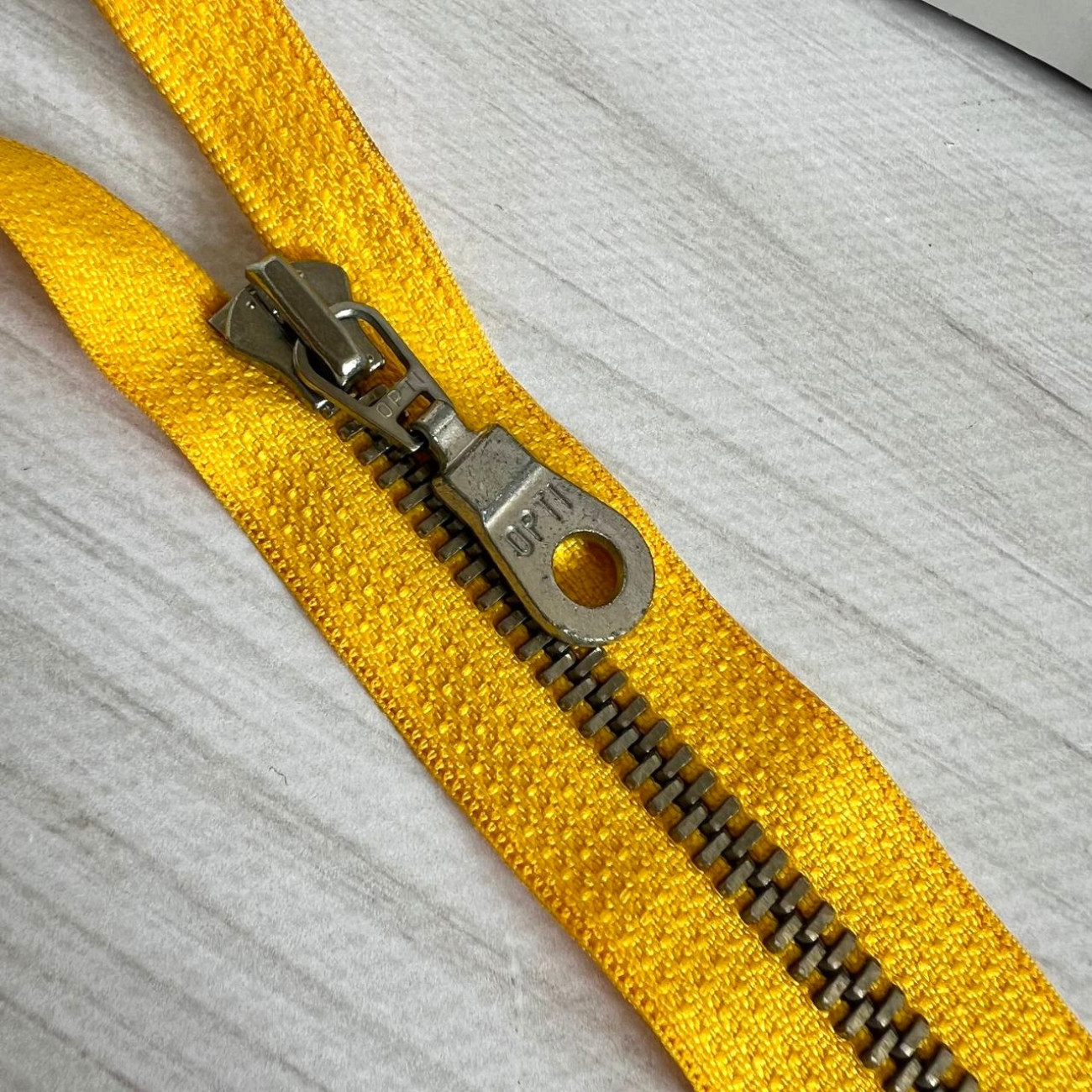 Блискавка металева роз'ємна Opti, 45 см (жовта)