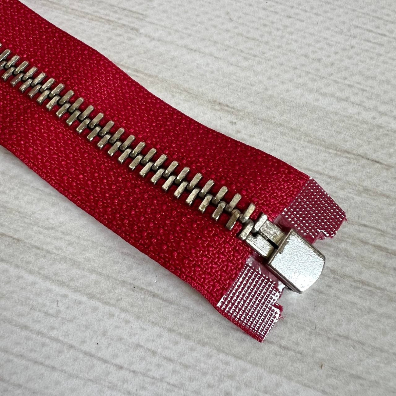 Блискавка металева роз'ємна Opti, 80 см (бордо)