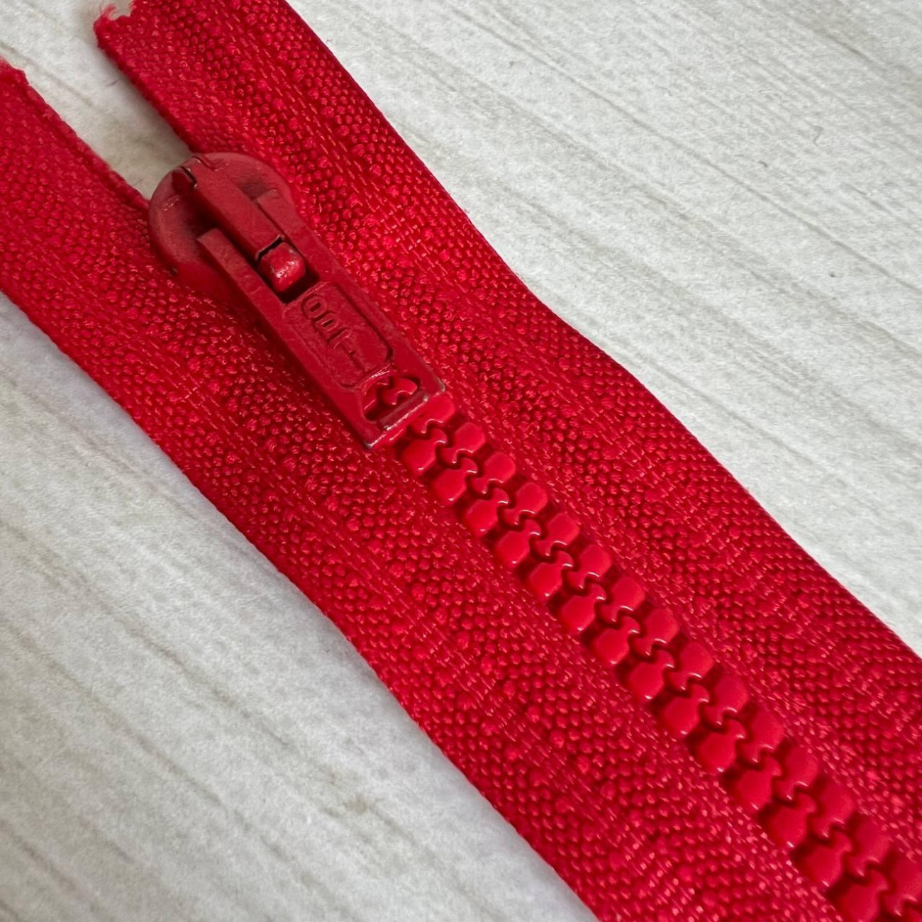 Тракторна блискавка роз'ємна Opti, 40 см (червона)