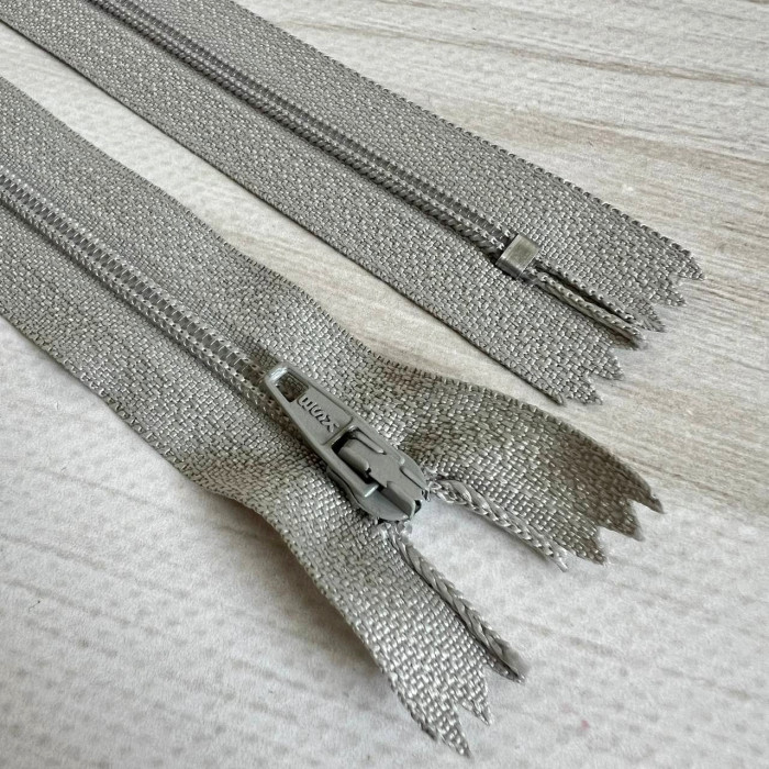 Вита блискавка нероз'ємна, 22 см (світло-сіра)