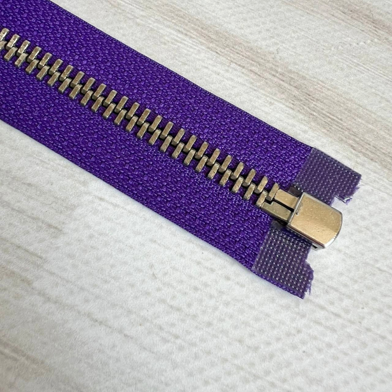 Блискавка металева роз'ємна Opti, 55 см (фіолет)