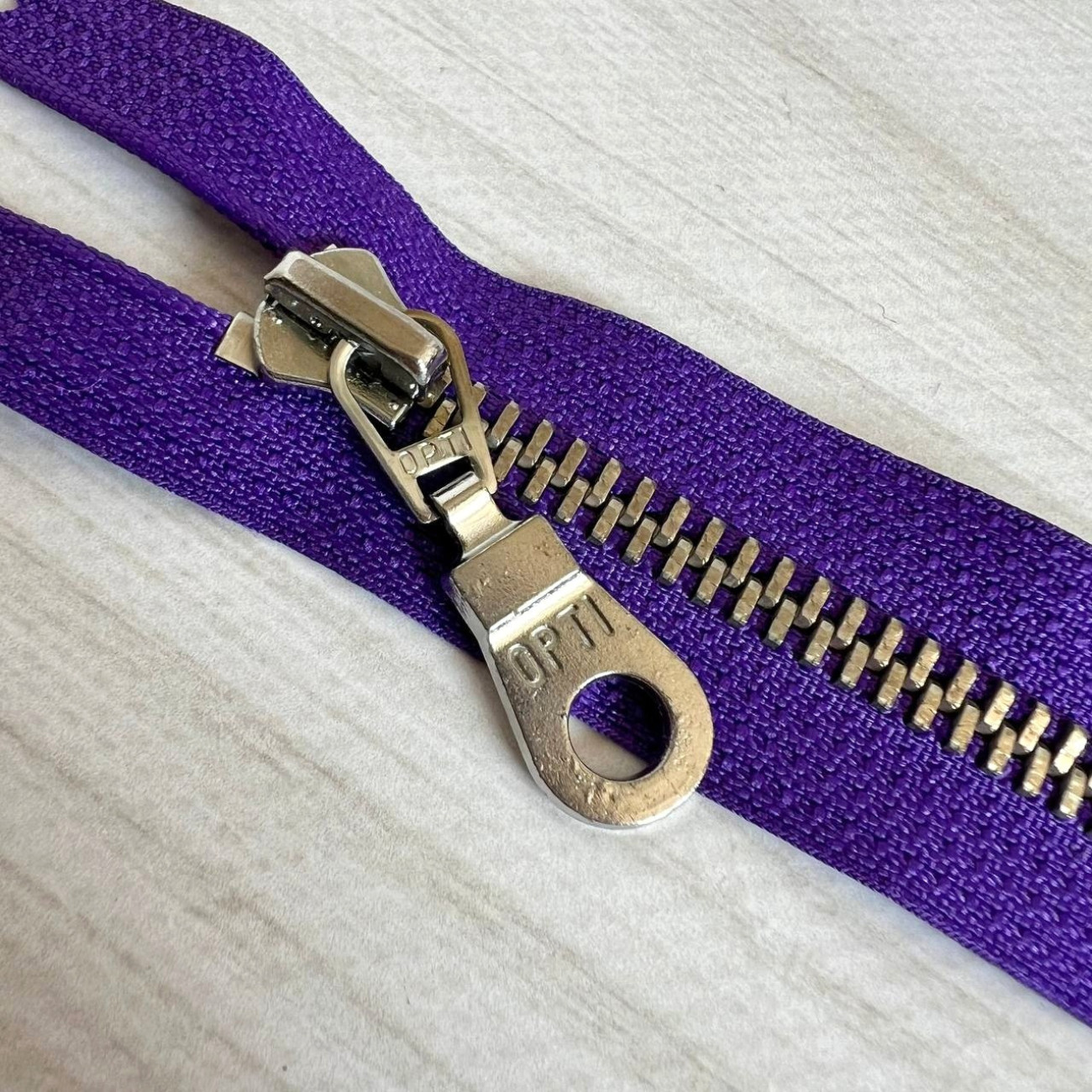 Блискавка металева роз'ємна Opti, 55 см (фіолет)