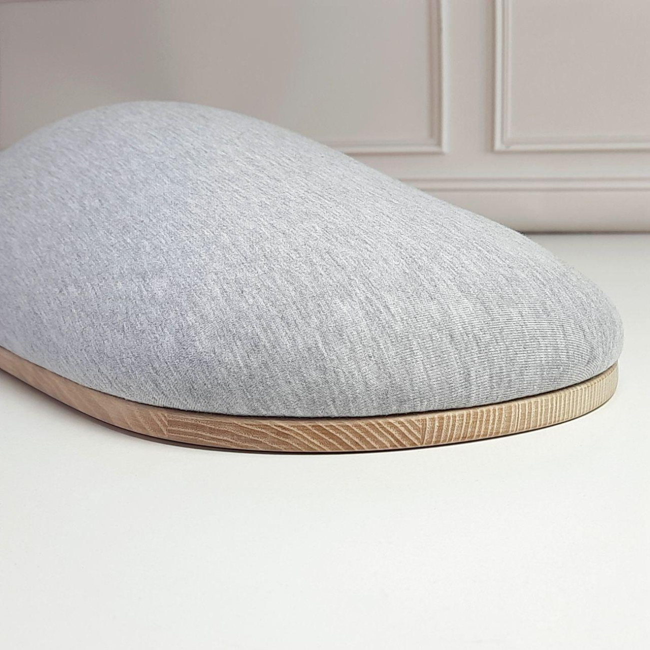 Кравецька колодка для ВТО Needle Craft Кабанчик випуклий на підошві Сірий