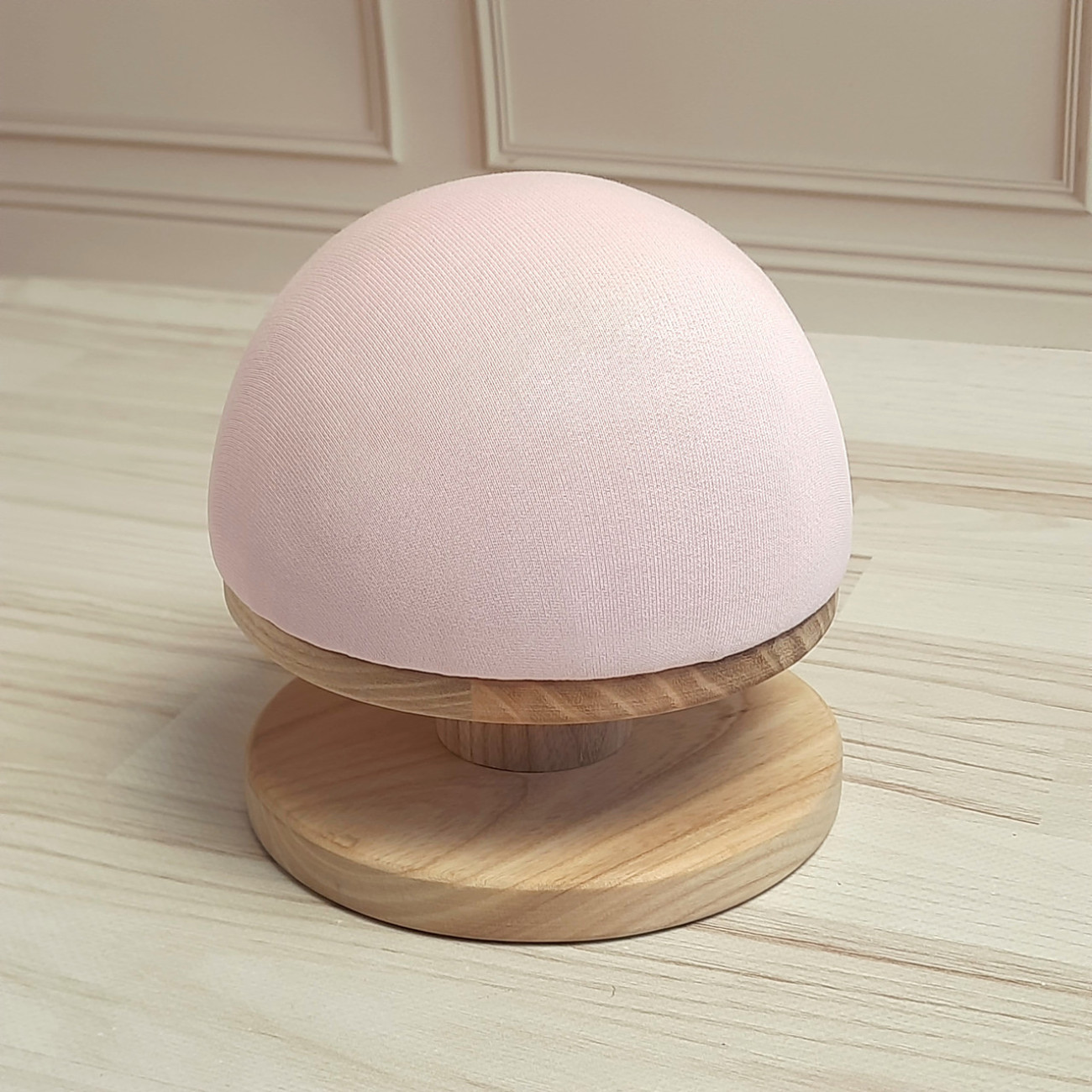 Кравецька колодка для ВТО Needle Craft Груди на підставці 14 см Рожева