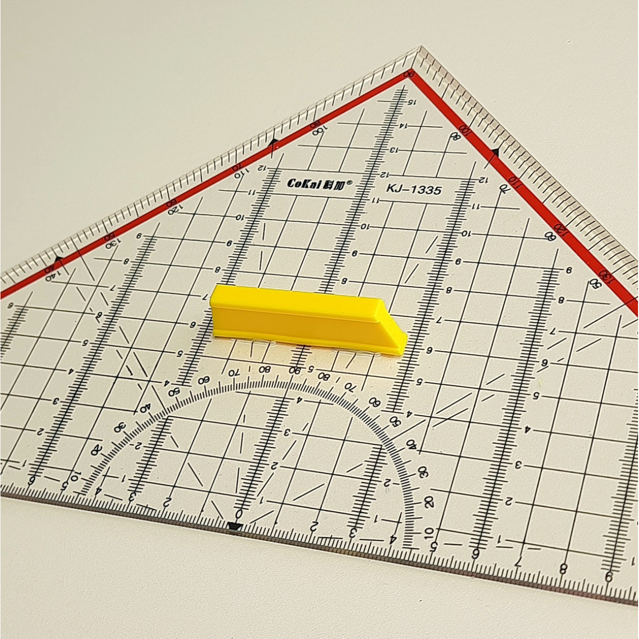 Лінійка трикутник з жовтою ручкою KJ-1335