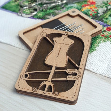 Дерев'яна гольниця для рукоділля 