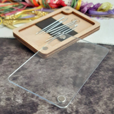 Дерев'яна гольниця прямокутна з прозорою кришкою для рукоділля