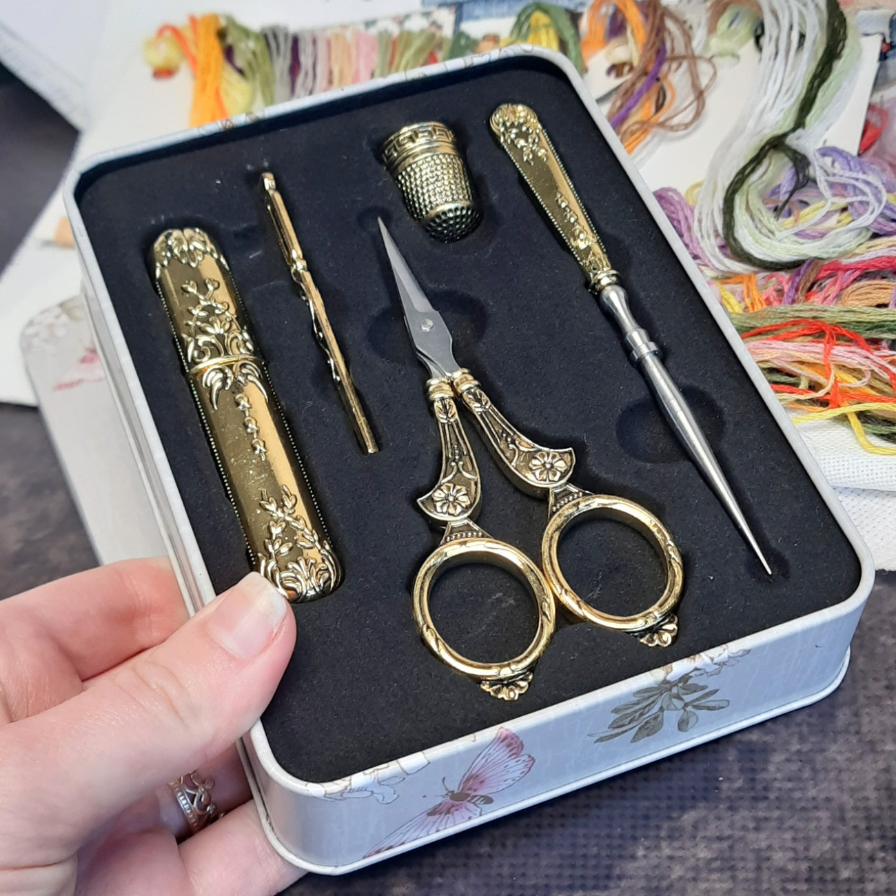 Вінтажний набір (ножиці, наперсток, шило, кейс для голок), (золото)