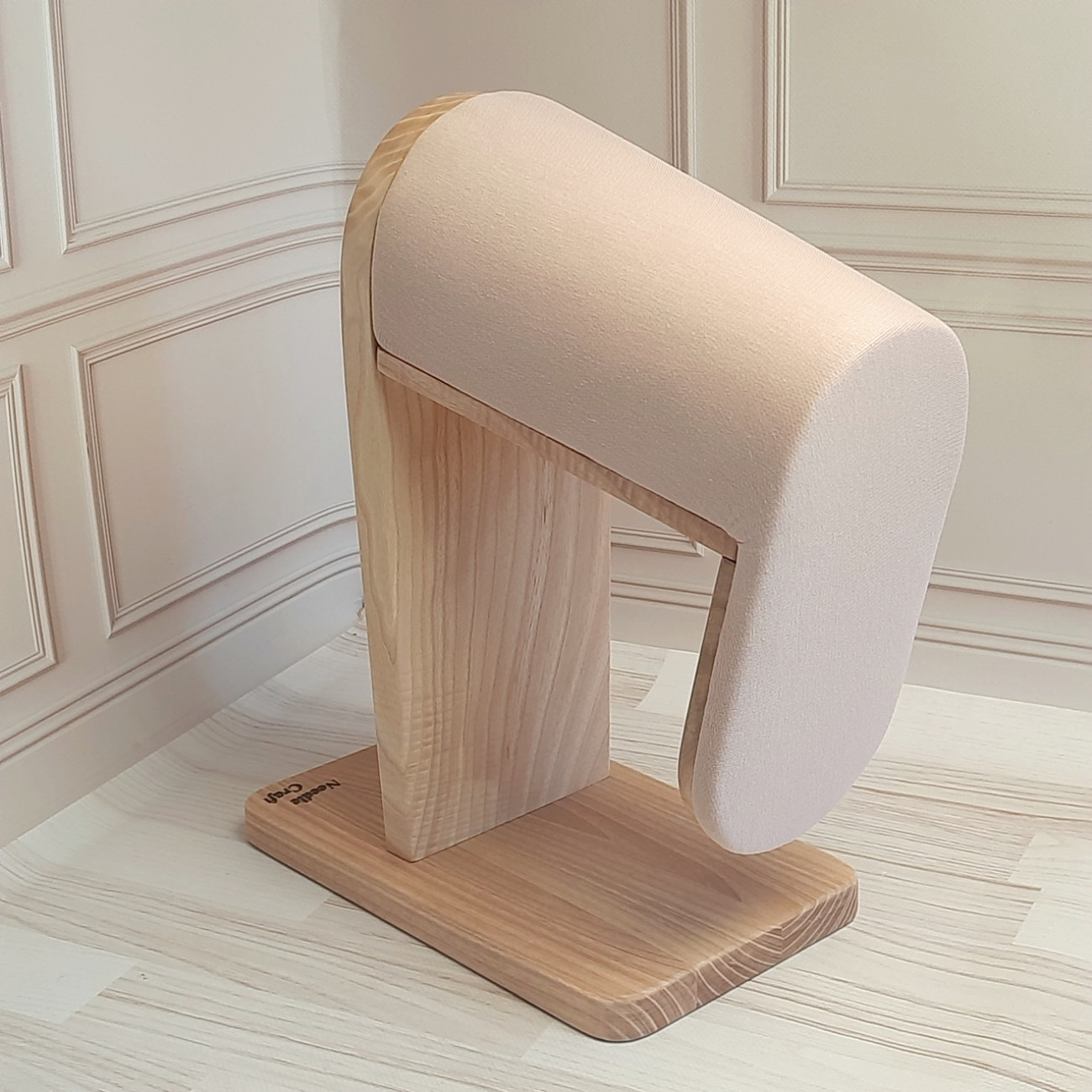 Кравецька колодка для ВТО Needle Craft Плече велике Бежеве