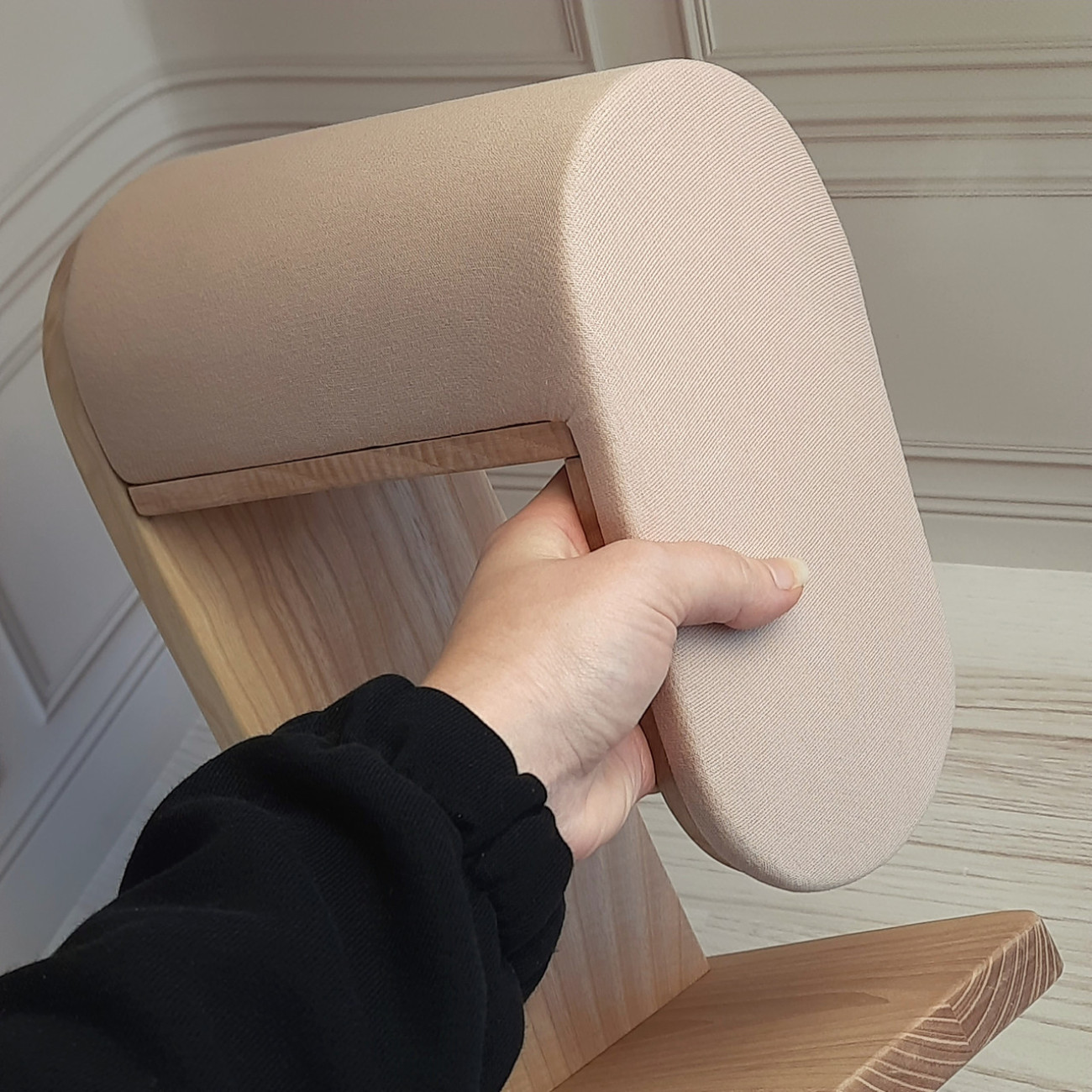 Кравецька колодка для ВТО Needle Craft Плече велике Бежеве