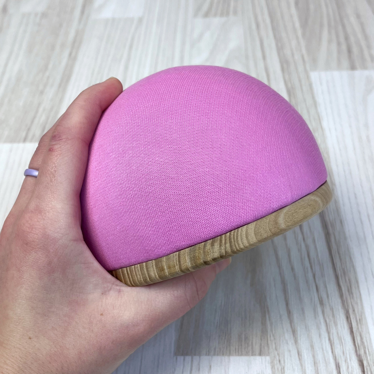 Кравецька колодка для ВТО Needle Craft Груди на підошві 12 см Фуксія