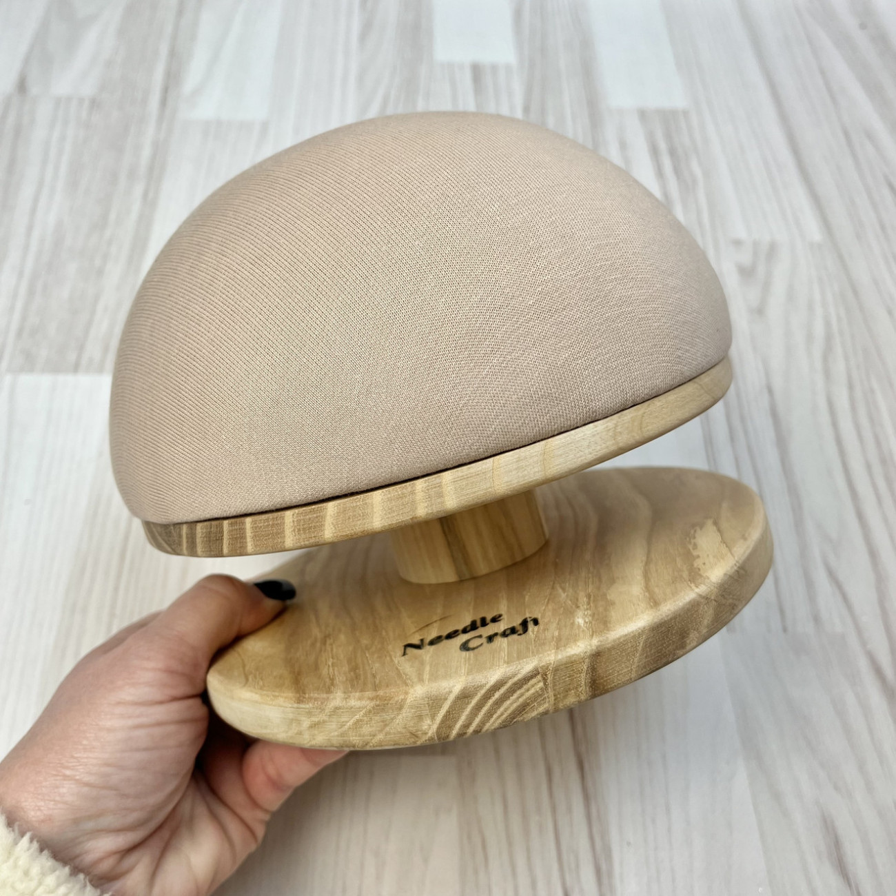 Кравецька колодка для ВТО Needle Craft Груди на підставці 18 см Бежеві