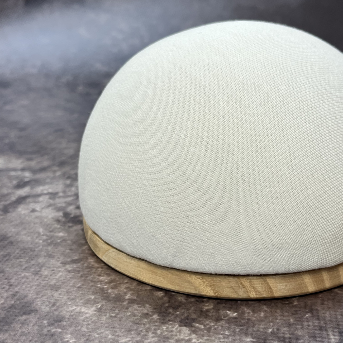 Кравецька колодка для ВТО Needle Craft Груди на підошві 14 см Молочна