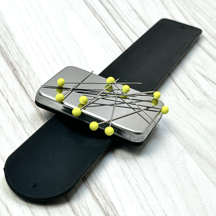 Гольниця-браслет магнітна (чорна)