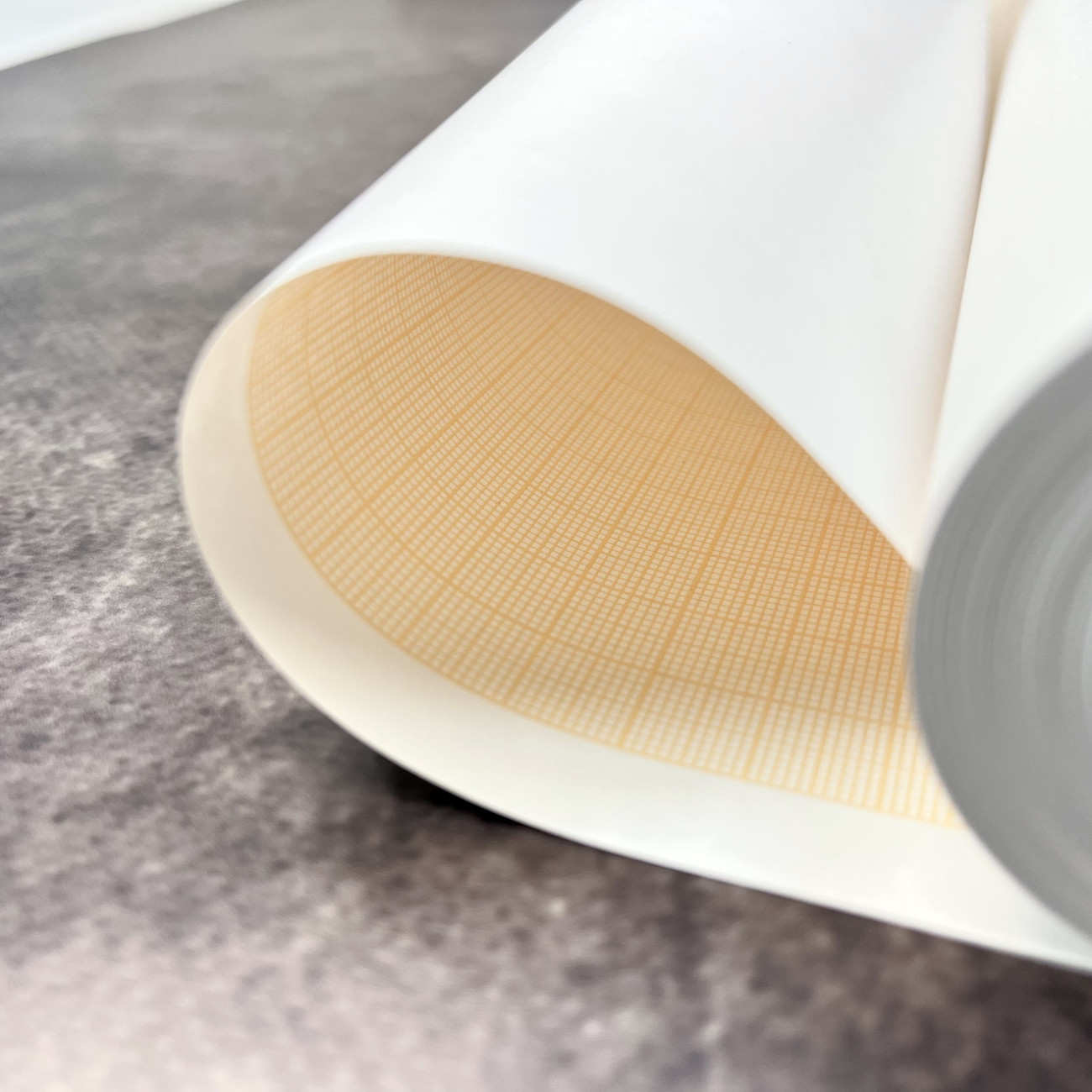 Папір масштабно-координатний (міліметрівка) 64см*20м, помаранчевий