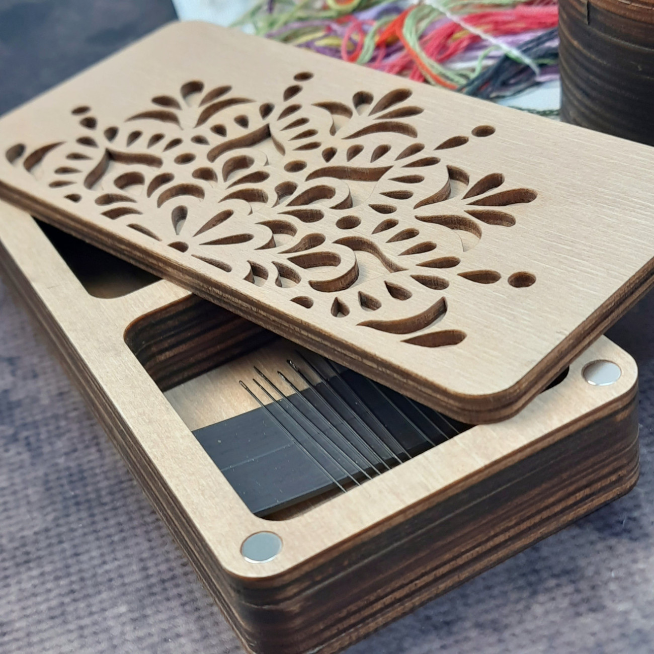 Подарунковий рукодільний набір №1 (прямокутний органайзер з голками та кругла скринька)