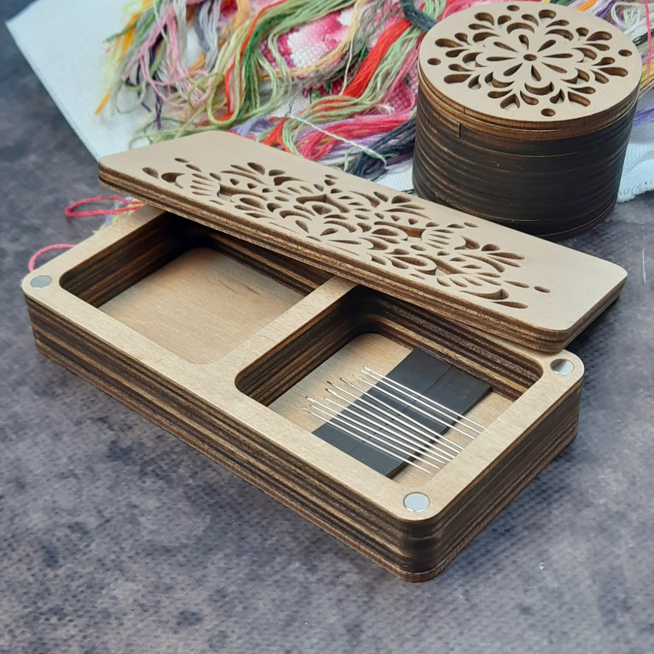 Подарунковий рукодільний набір №1 (прямокутний органайзер з голками та кругла скринька)