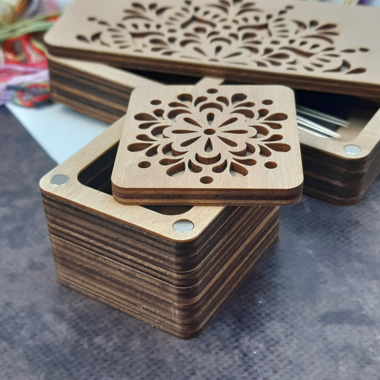 Подарунковий рукодільний набір №4 (скринька квадратна і прямокутна з голками)