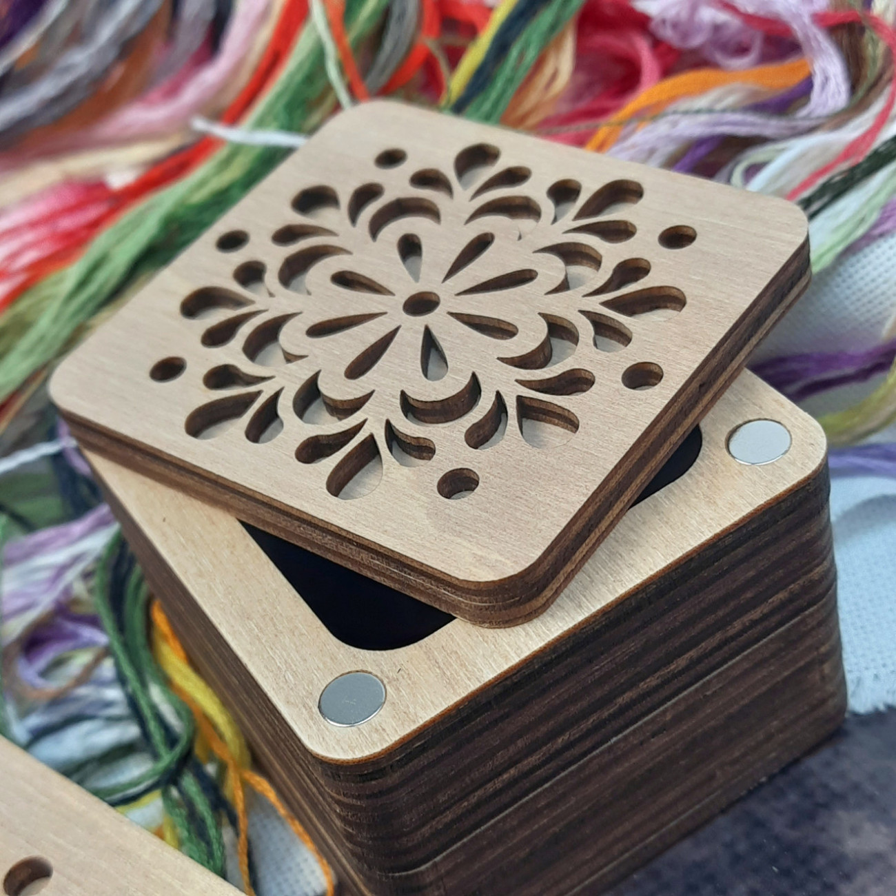 Подарунковий рукодільний набір №4 (скринька квадратна і прямокутна з голками)