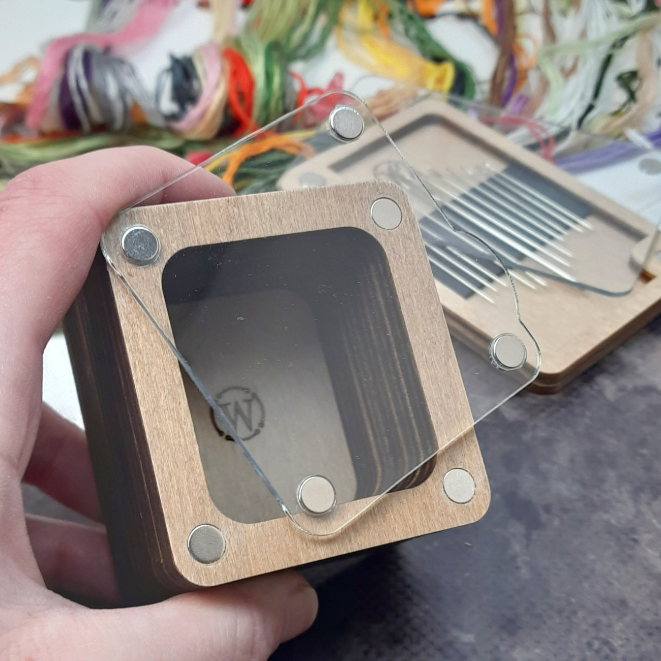 Подарунковий рукодільний набір №5 (скринька квадратна та прямокутна гольниця з голками та прозорими кришками)