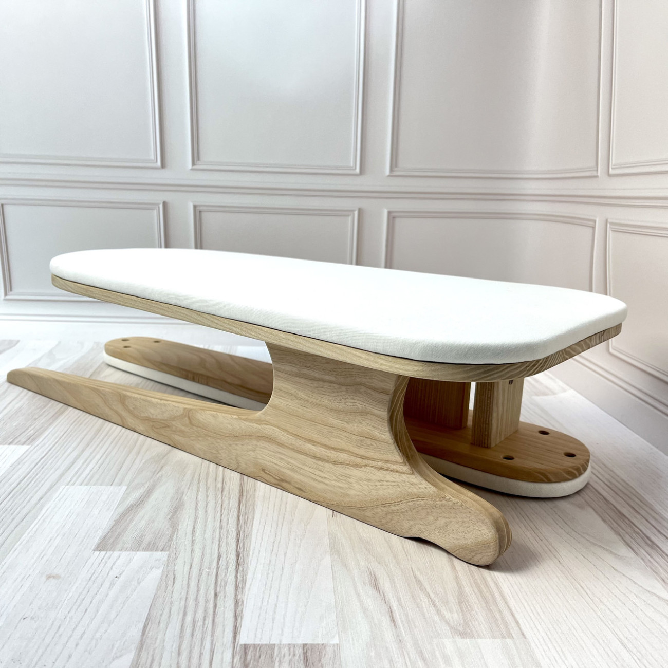 Кравецька колодка для ВТО Needle Craft Кабанчик потрійний Молочний