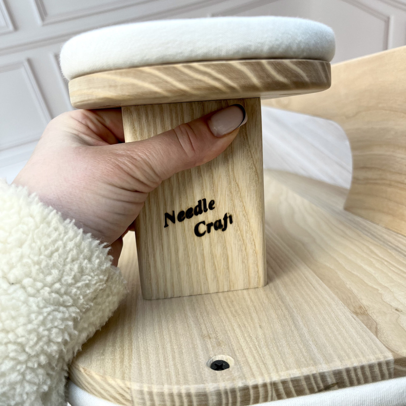 Кравецька колодка для ВТО Needle Craft Кабанчик потрійний Молочний