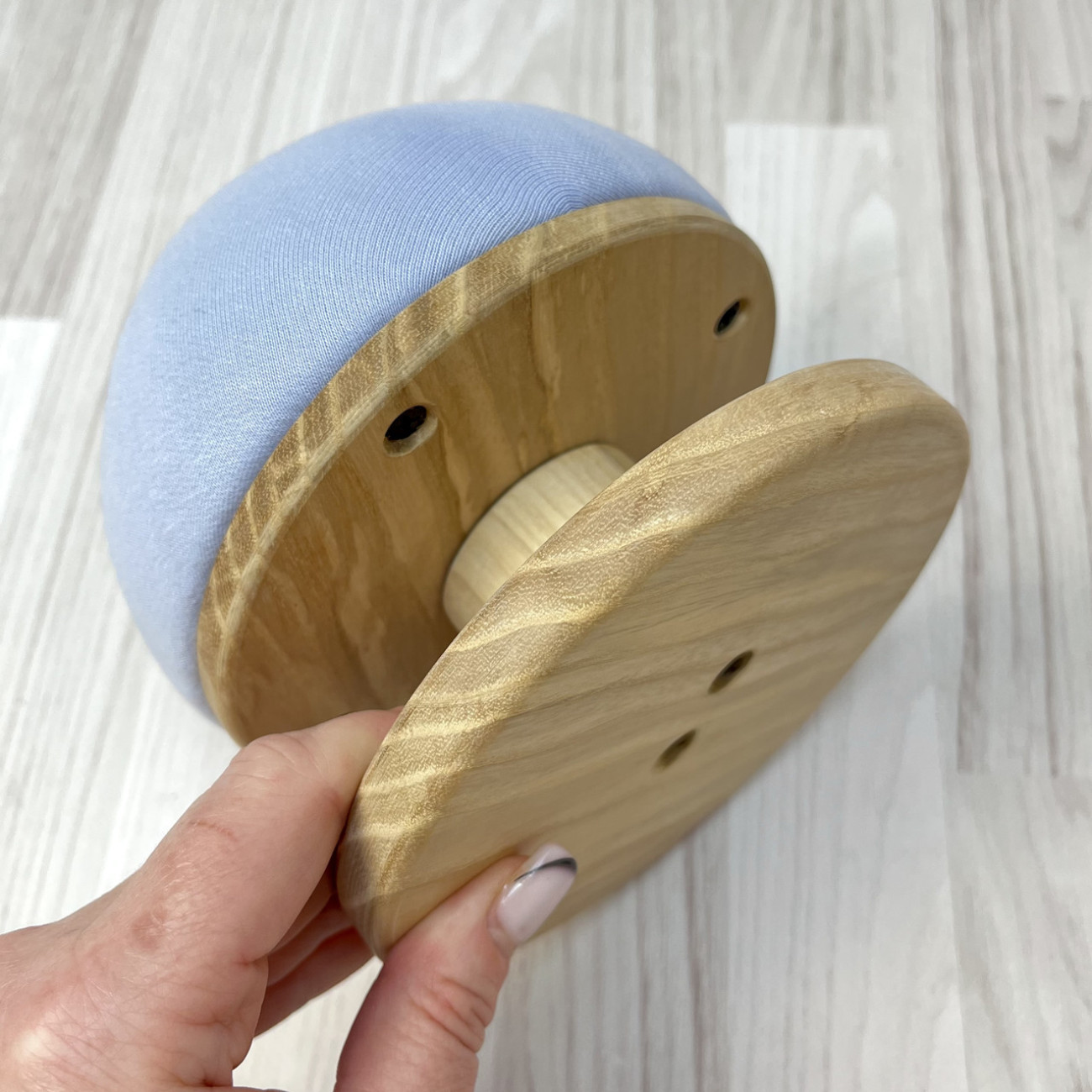 Кравецька колодка для ВТО Needle Craft Груди на підставці 14 см Блакитна