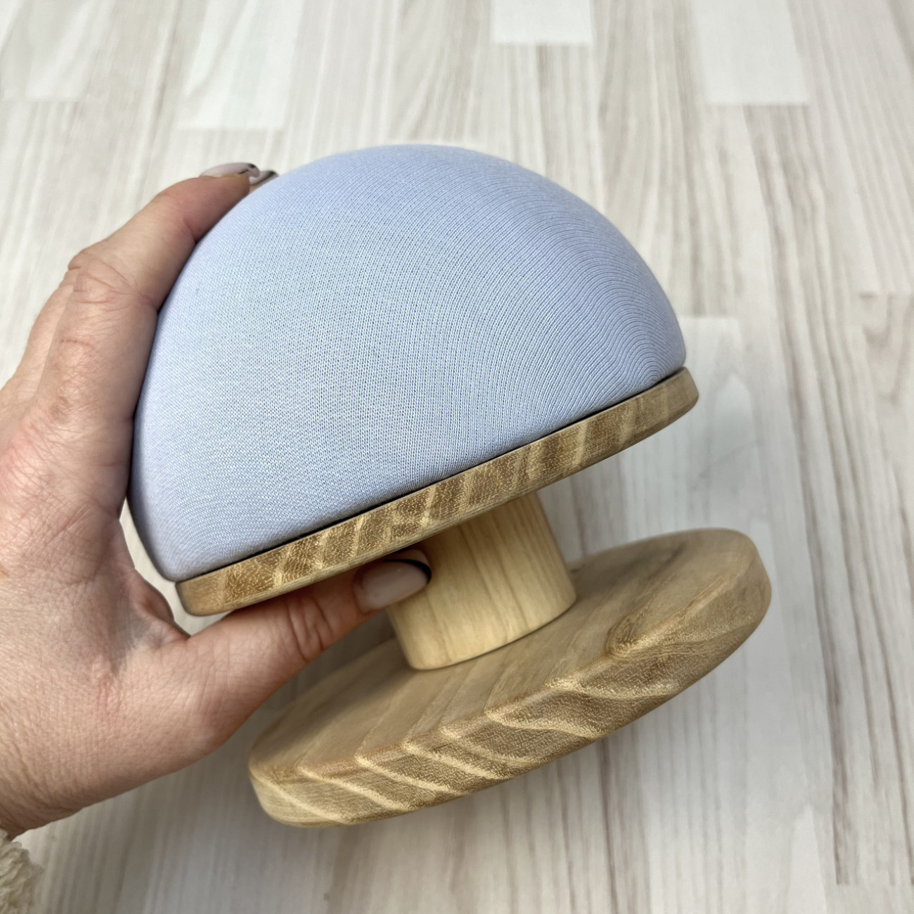 Кравецька колодка для ВТО Needle Craft Груди на підставці 14 см Блакитна