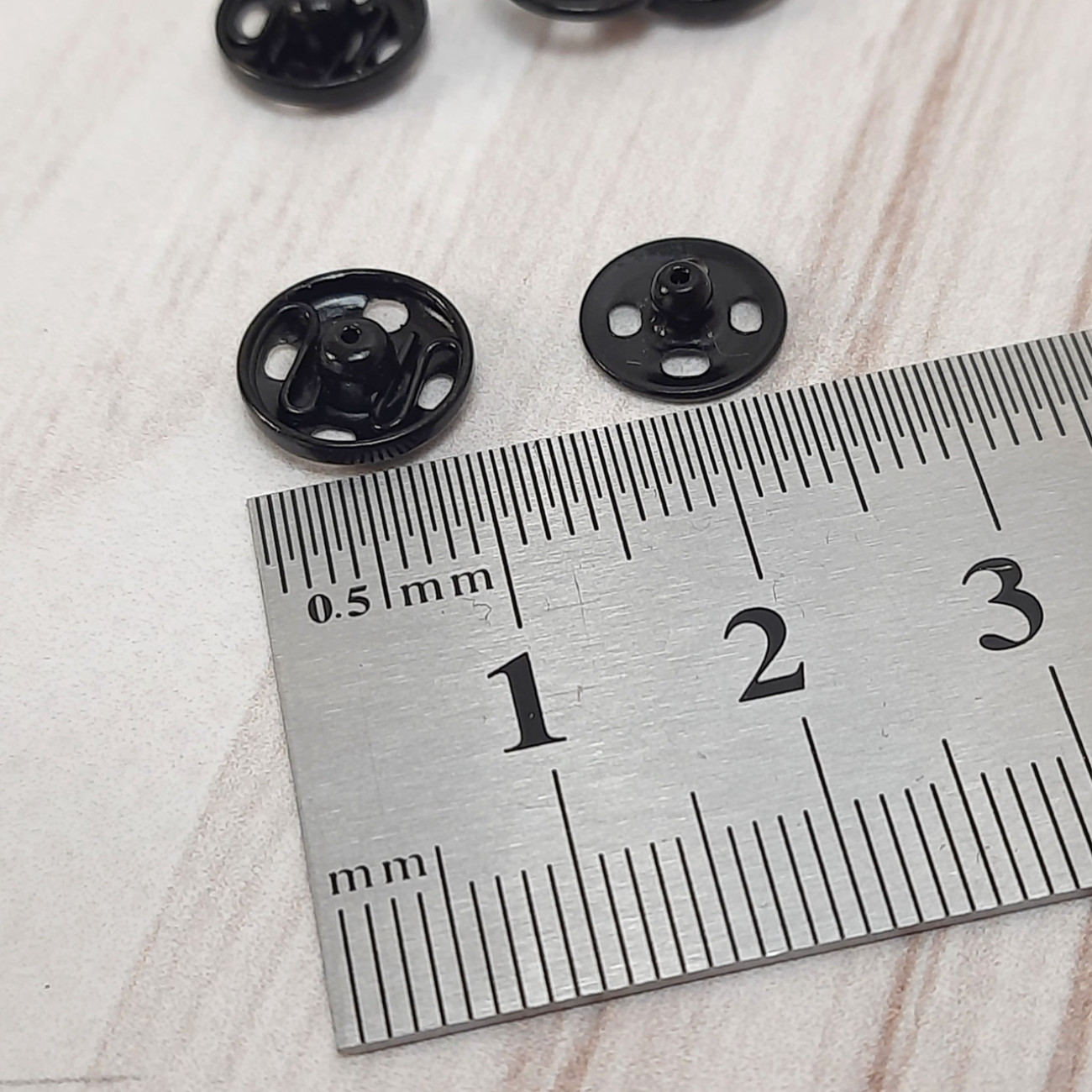 Набір кнопок пришивних металевих 10 мм чорних (12шт)