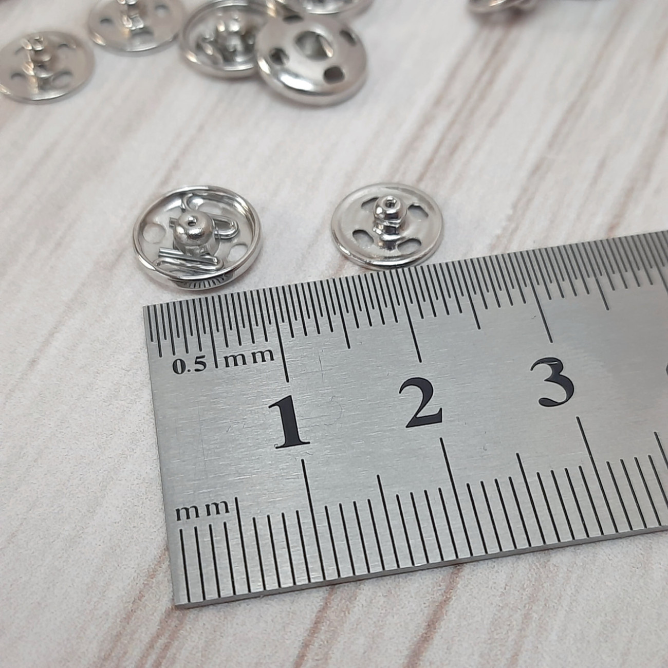 Набір кнопок пришивних металевих 10 мм сріблястих (12шт)