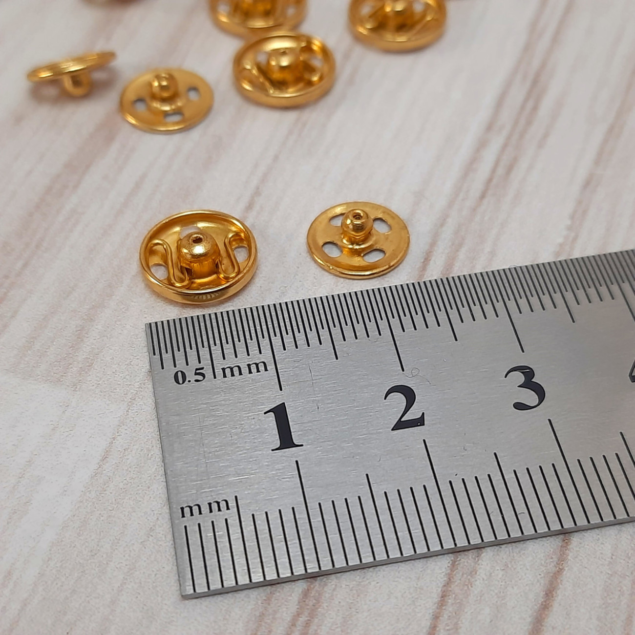 Набір кнопок пришивних металевих 10 мм золотистих (12шт)