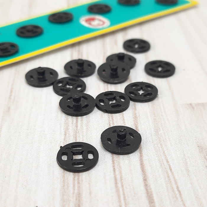Набір кнопок пришивних пластикових 10 мм чорних (6шт)