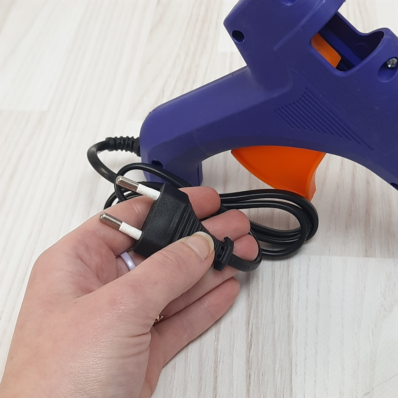 Клейовий пістолет 80W