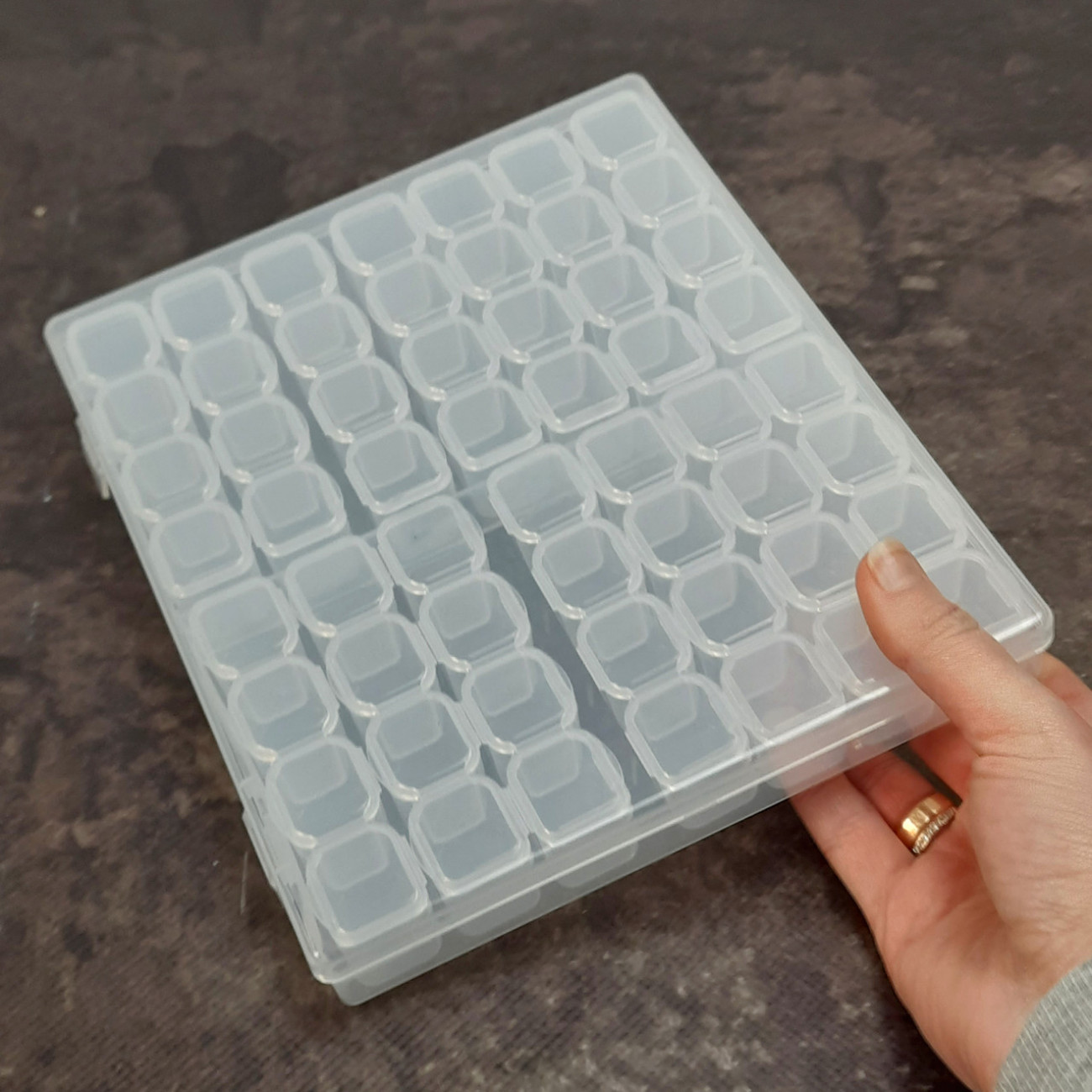 Органайзер з комірками(56шт) для зберігання дрібниць і рукоділля, прозорий