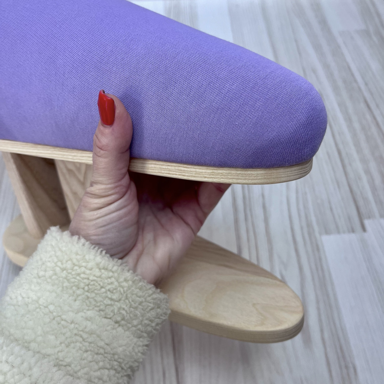 Кравецька колодка для ВТО Needle Craft Крапля на підставці Лілова