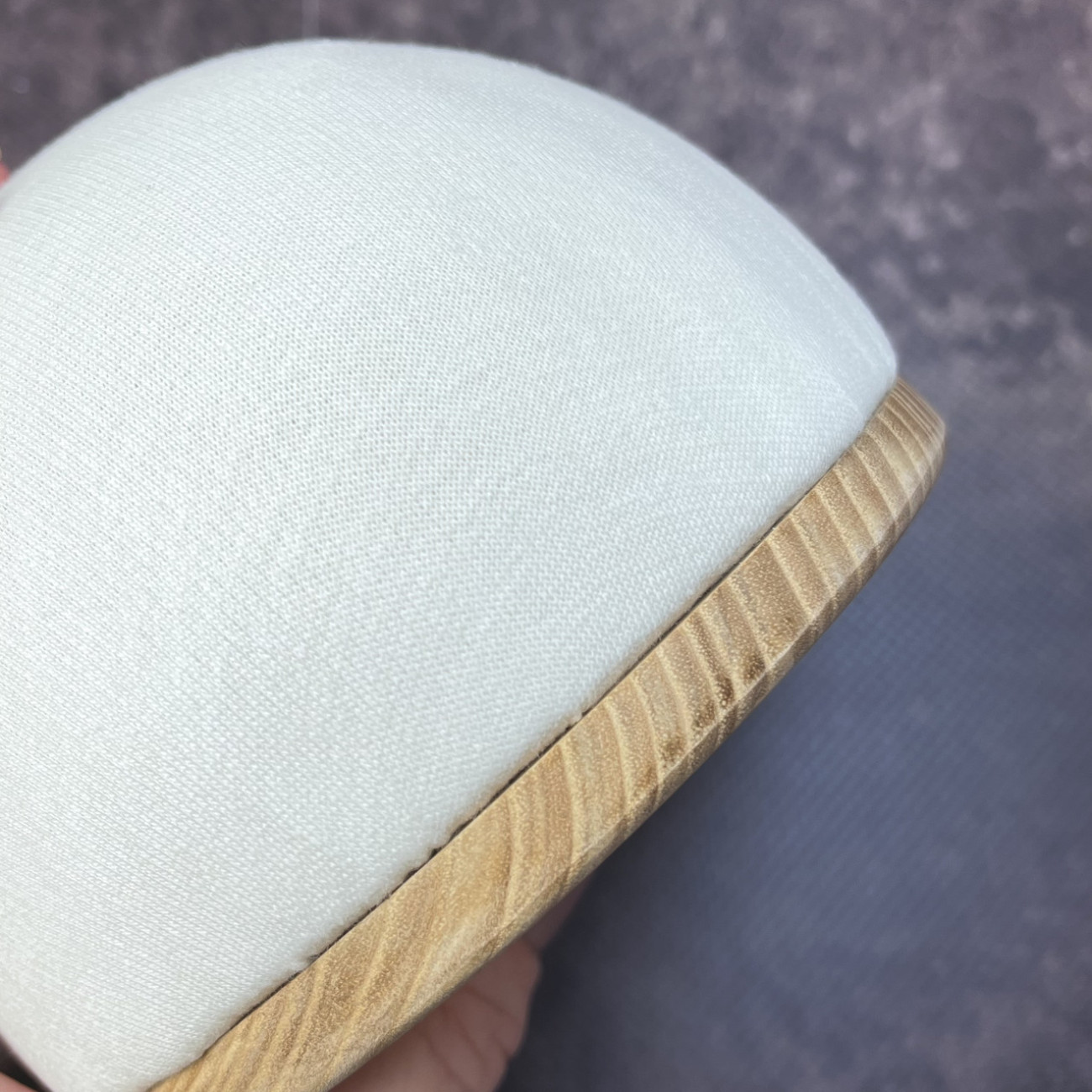 Кравецька колодка для ВТО Needle Craft Груди на підошві 12 см Молочна