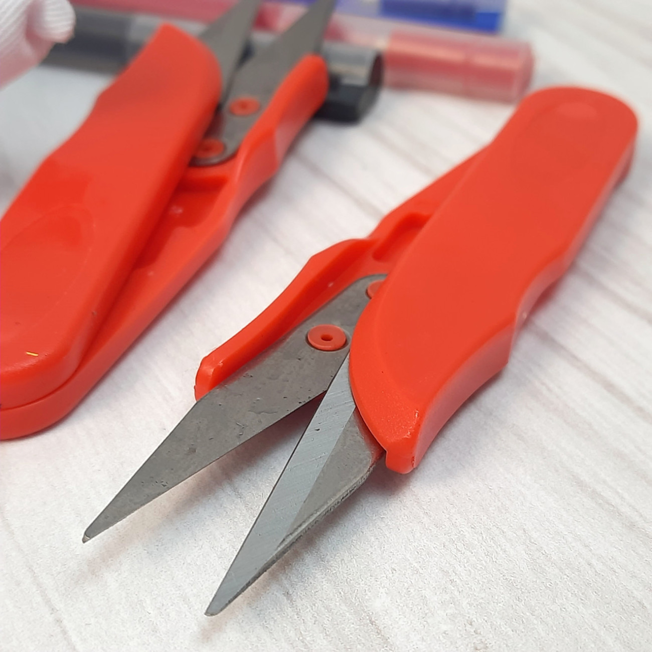 Сніппер для підрізування ниток, пластиковий