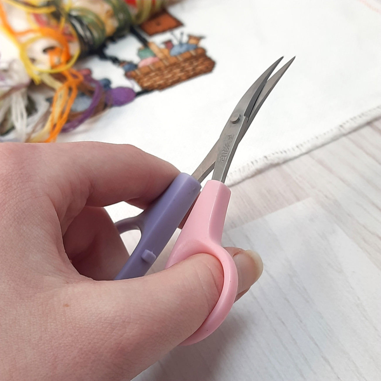 Ножиці для дрібних робіт, вигнуті (10см), LDH