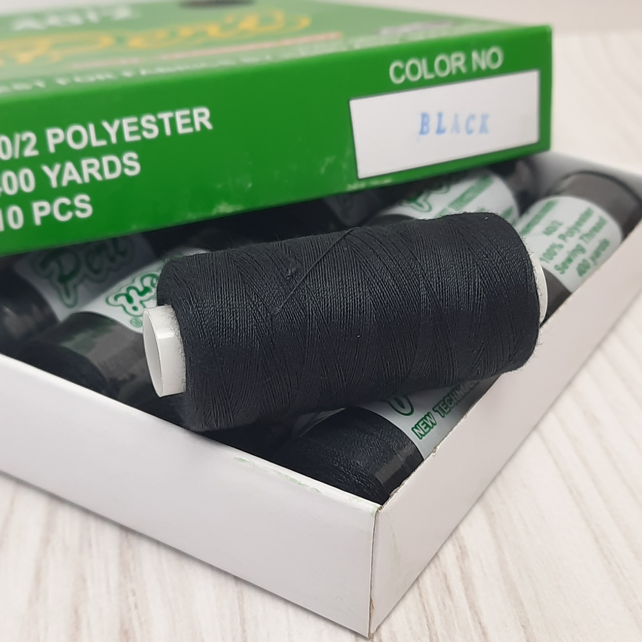 Нитки для шиття Peri 100% поліестер, 40/2, чорні 400Y